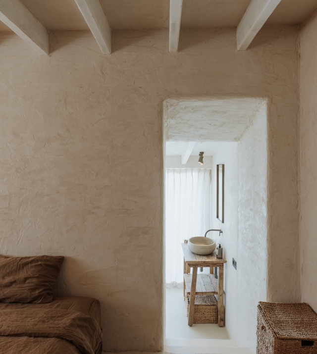 Resa estates ibiza villa Reno finca renovated te koop sale bedroom det 4.jpg